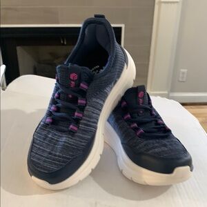 FitVille Women's Cloud Wanderer V8 Size 6 X Wide Blue